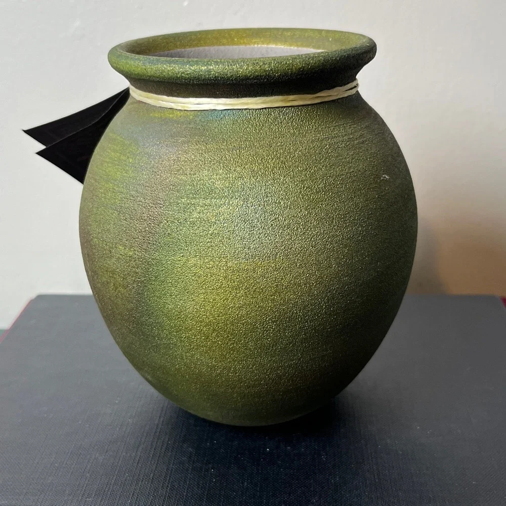 New‎ Raku Pottery Works Green Southwestern Spirit Jar Signed Jeremy Diller